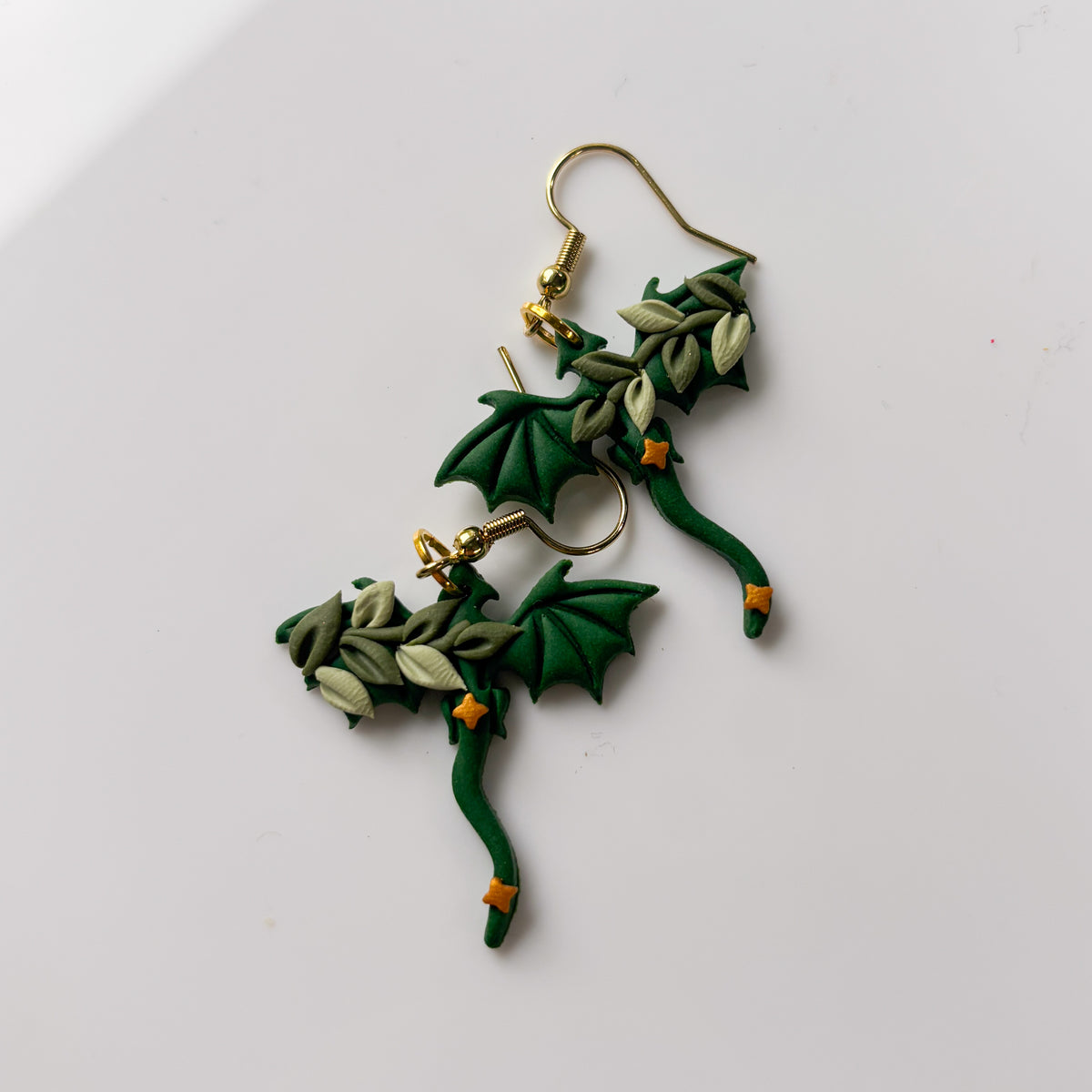 LEAF GREEN DRAGONS