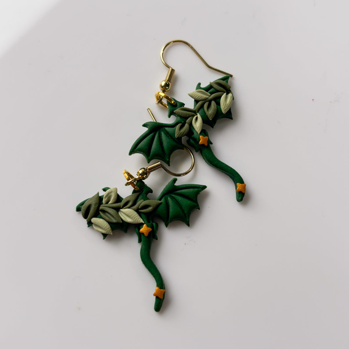 LEAF GREEN DRAGONS