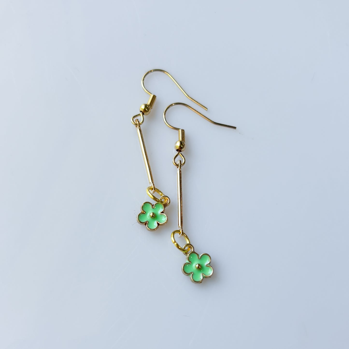 GOLD DROP & LITTLE GREEN FLOWER CHARM EARRINGS