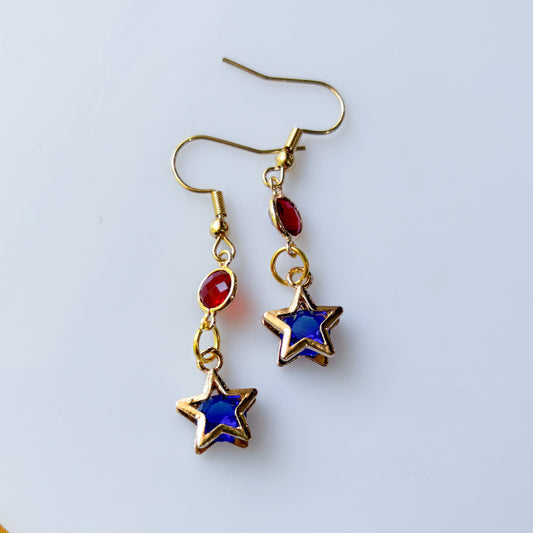 RED CIRCLE BLUE STAR CHARM EARRINGS