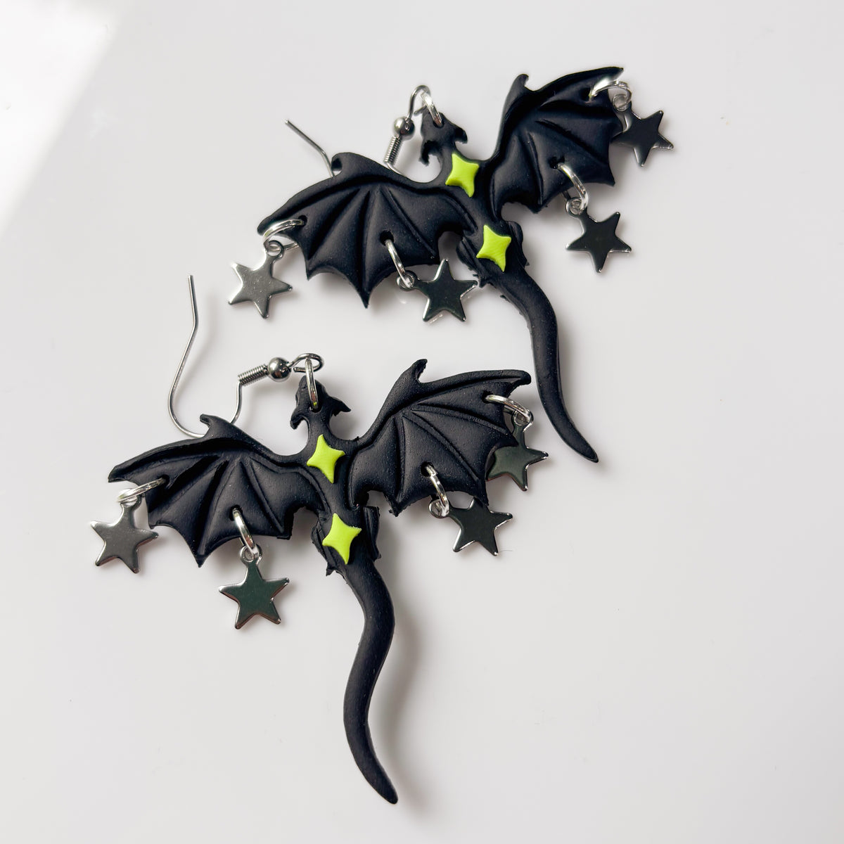 BLACK AND GREEN STAR DRAGONS