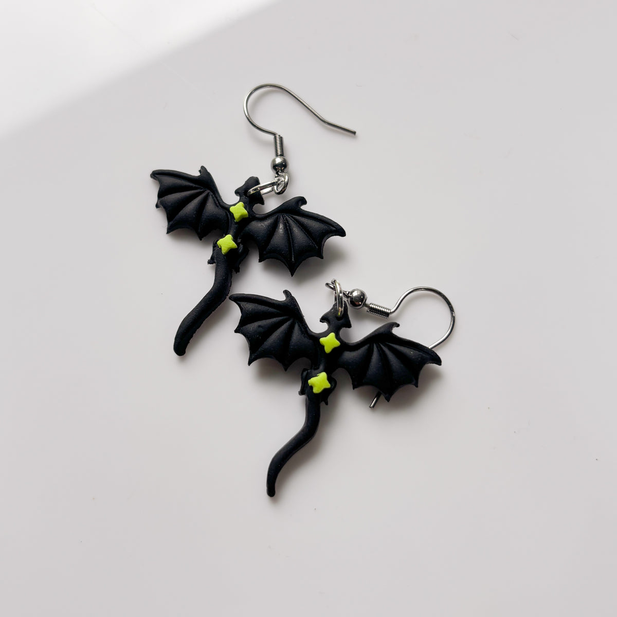 BLACK AND GREEN STAR DRAGONS