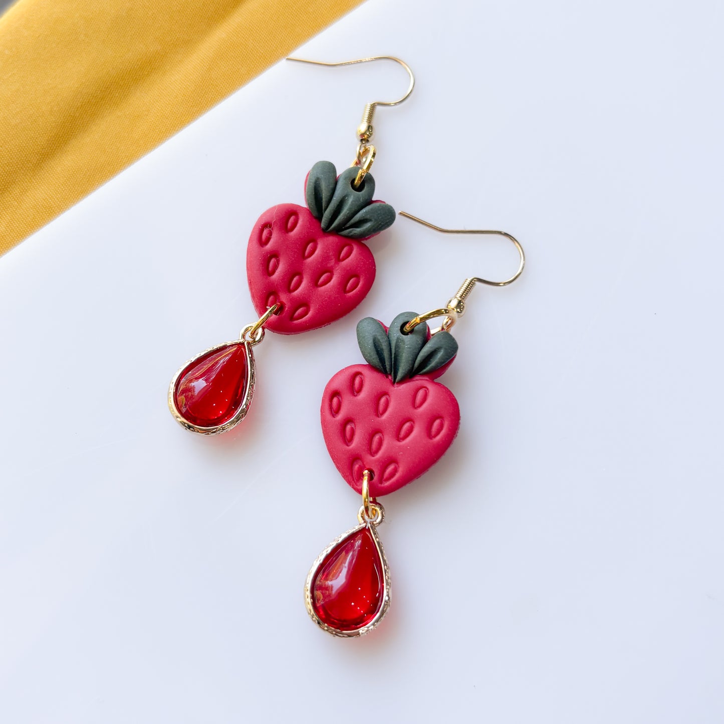 STRAWBERRY DROP EARRINGS