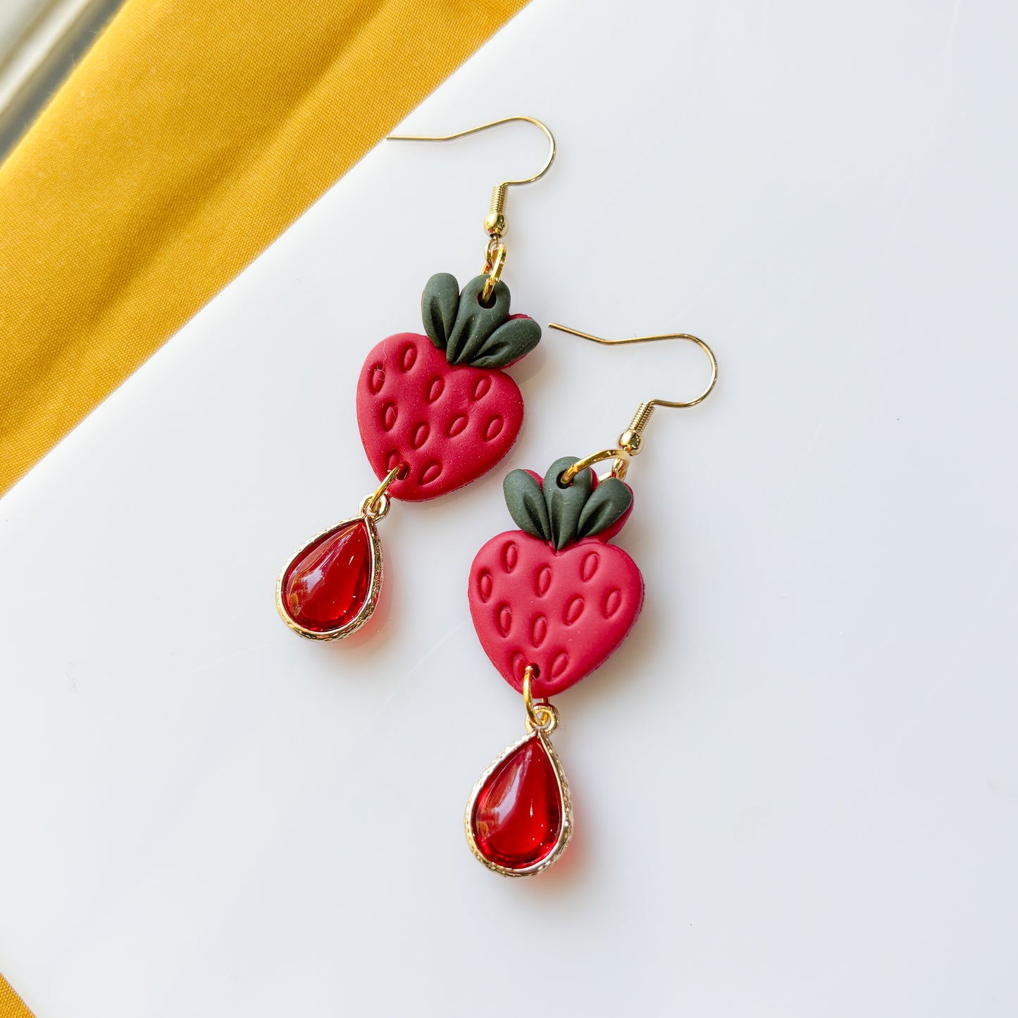 STRAWBERRY DROP EARRINGS