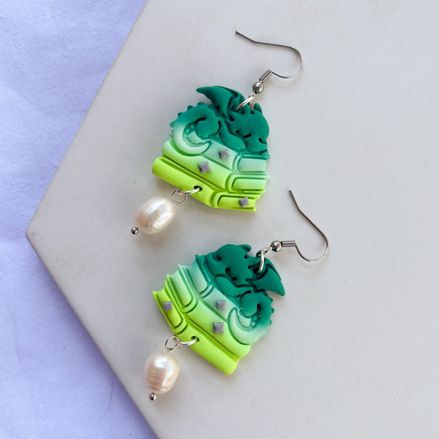DRAGON ON BOOKS EARRINGS (ELECTRIC GREEN)