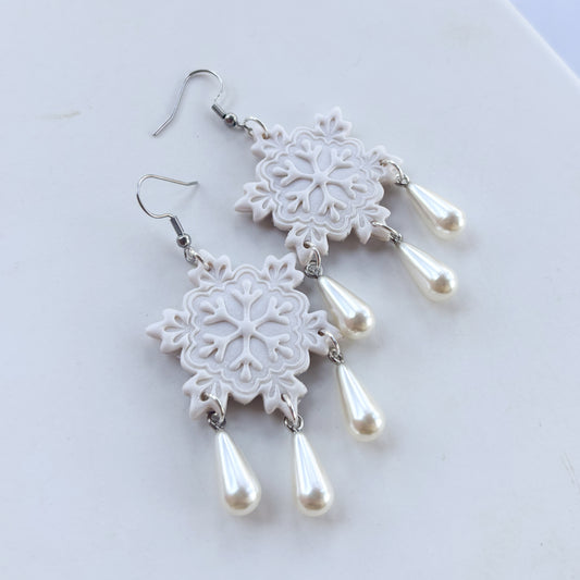 BIG SNOWFLAKE EARRINGS