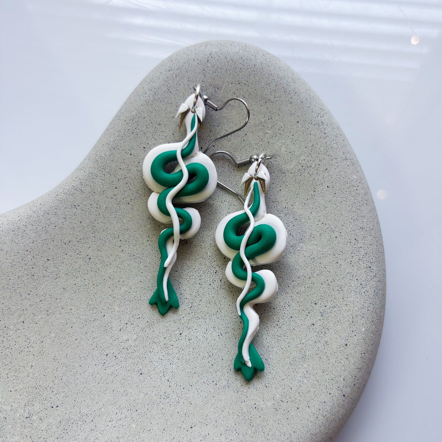 H A K U  EARRINGS