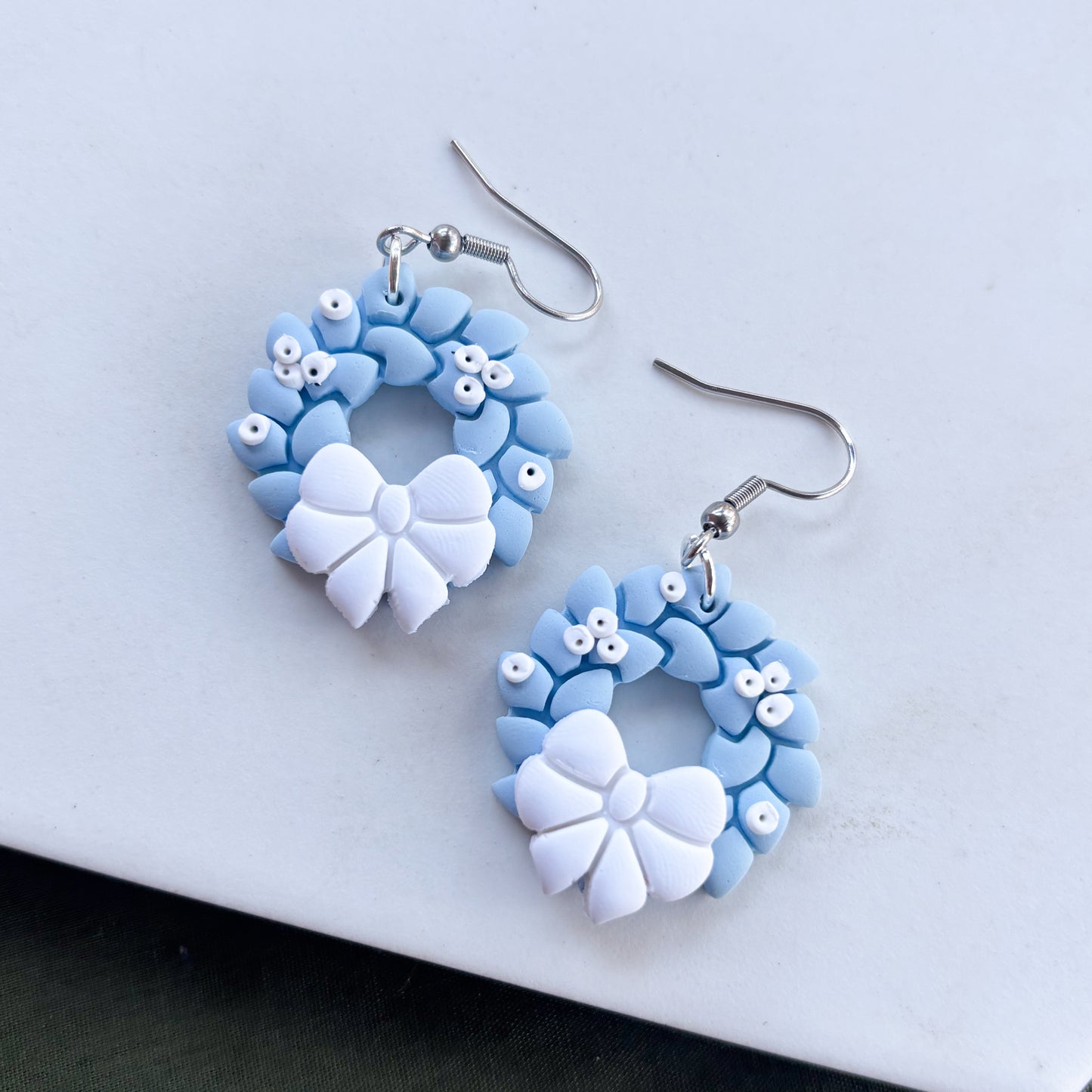 WINTER WREATH EARRINGS
