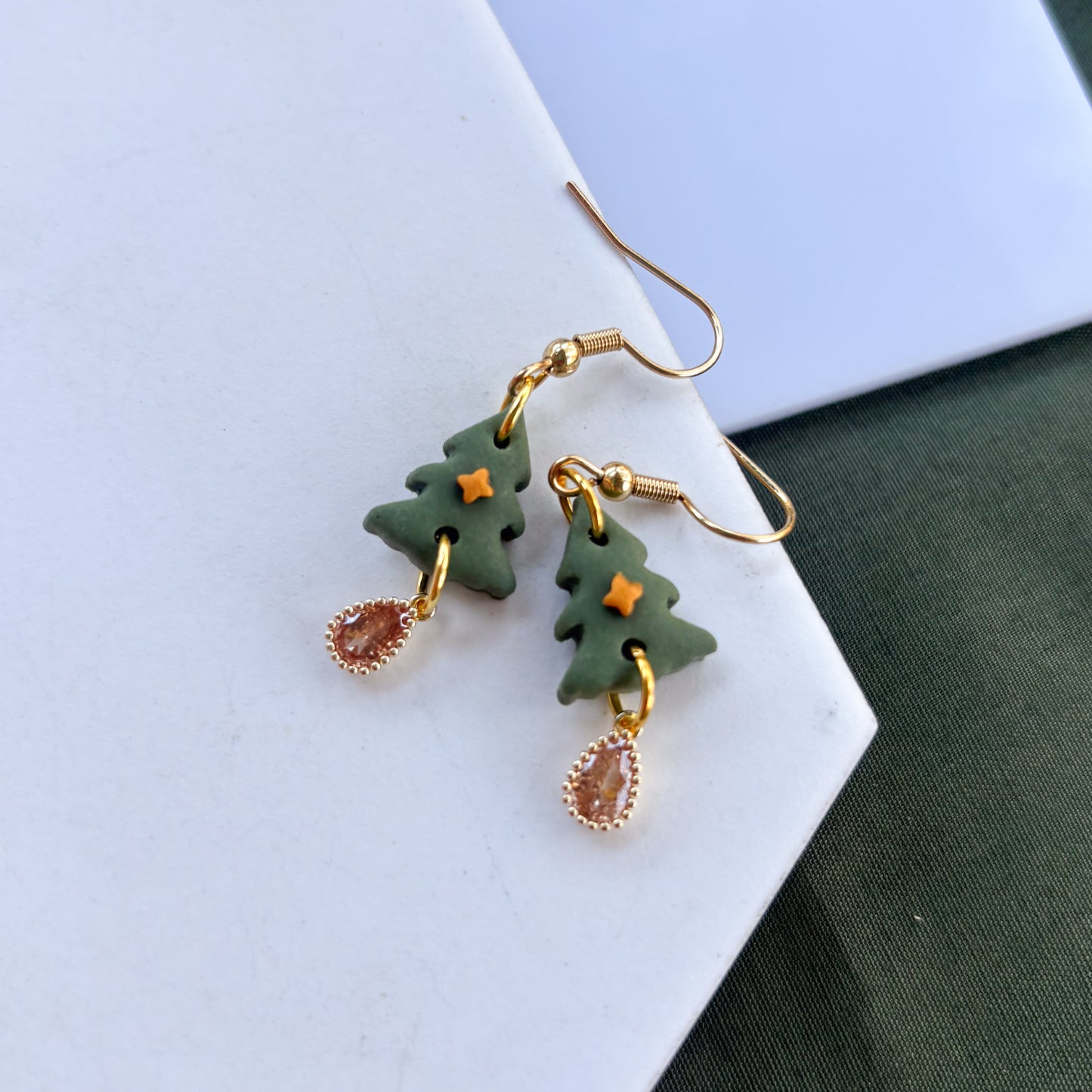 CHRISTMAS TREE EARRINGS