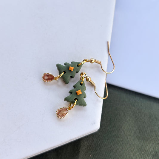 CHRISTMAS TREE EARRINGS