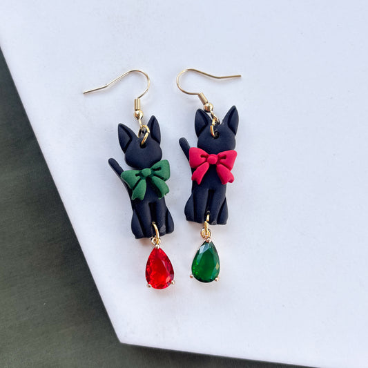 KIKI CHRISTMAS CAT EARRINGS
