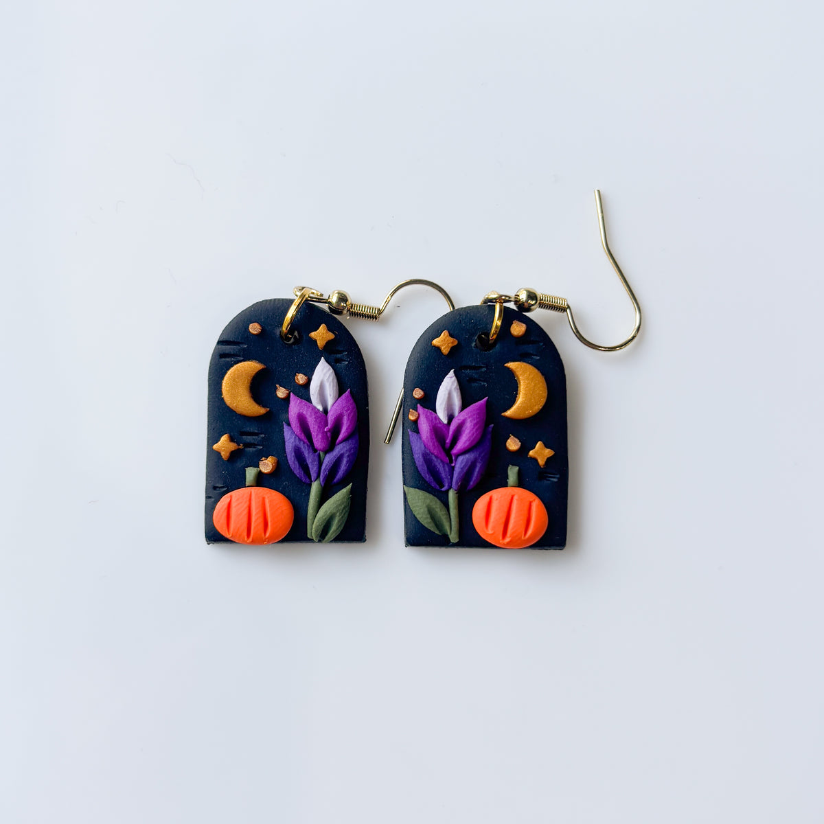 LAVENDER PUMPKIN PATCH ARCH EARRINGS