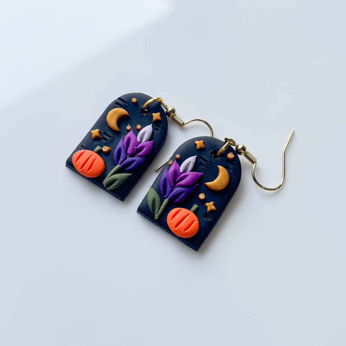 LAVENDER PUMPKIN PATCH ARCH EARRINGS