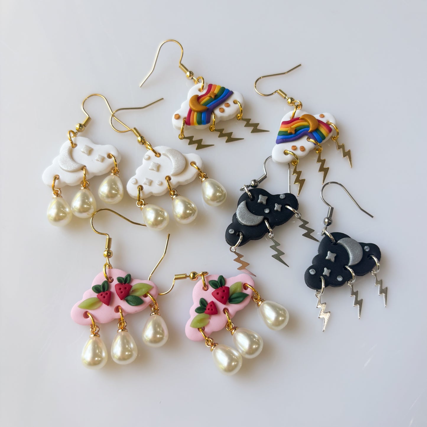 STRAWBERRY CLOUD EARRINGS