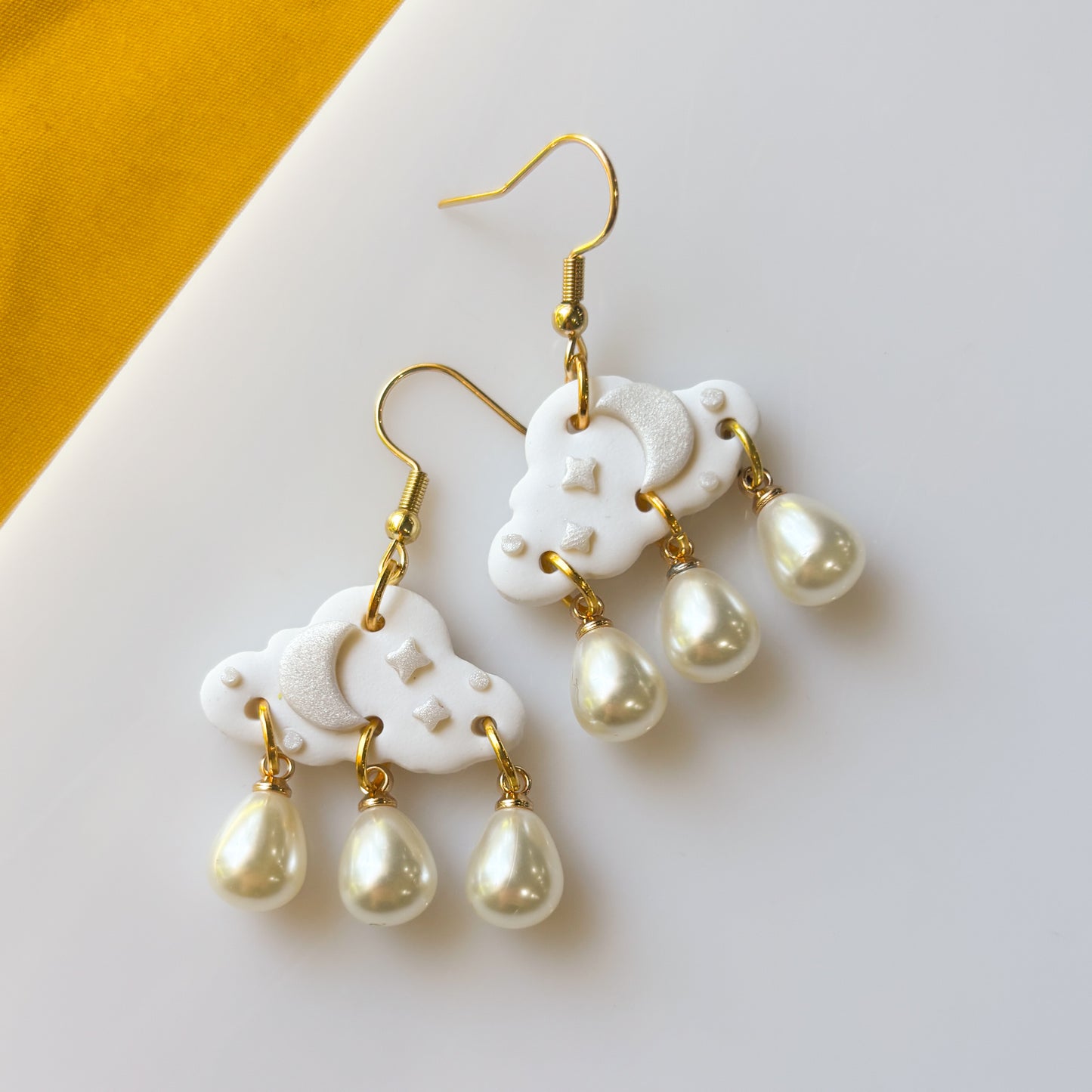 PEARL CLOUD EARRINGS