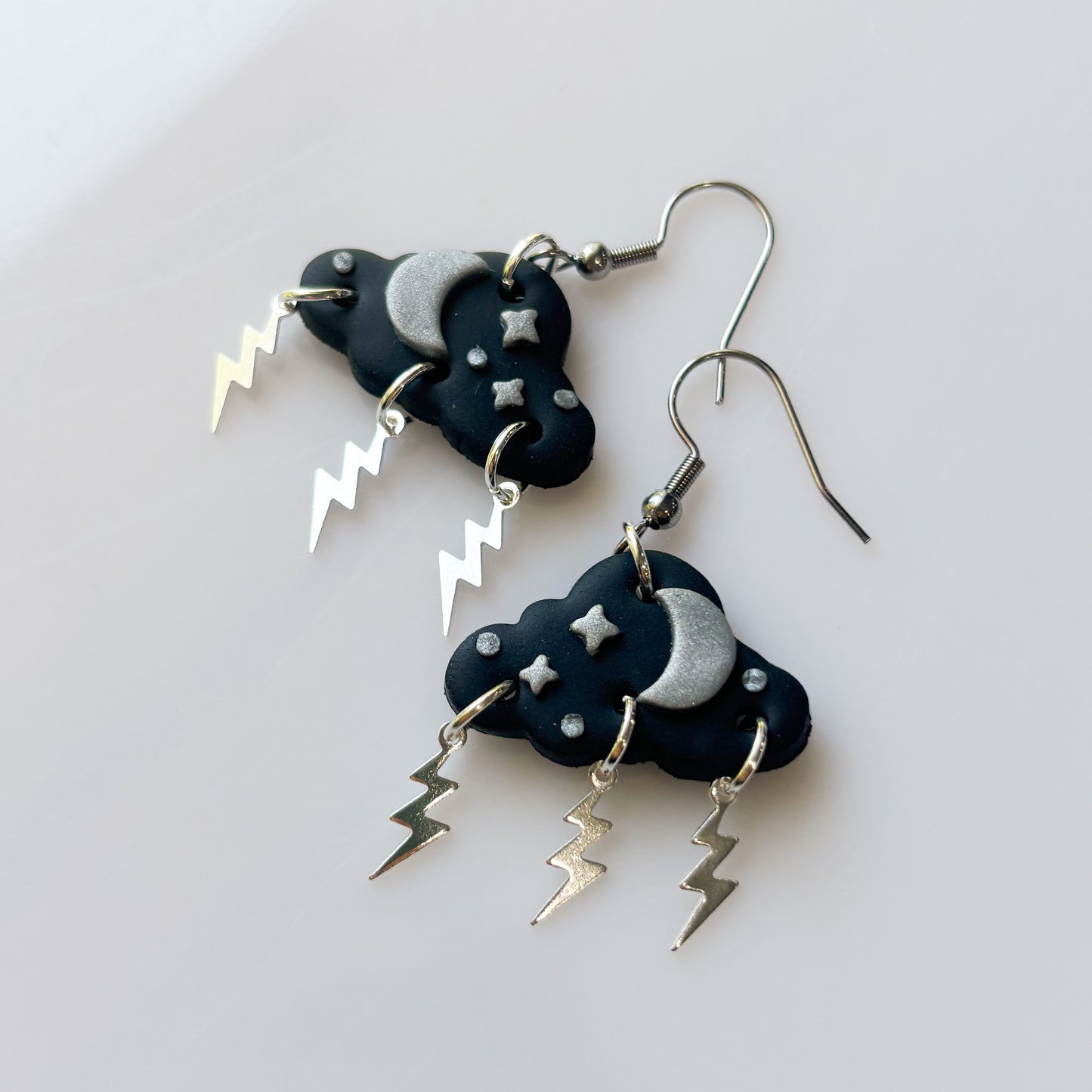 BLACK CLOUD EARRINGS