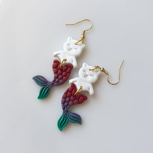 CAT FISH EARRINGS (RED PURPLE GREEN)