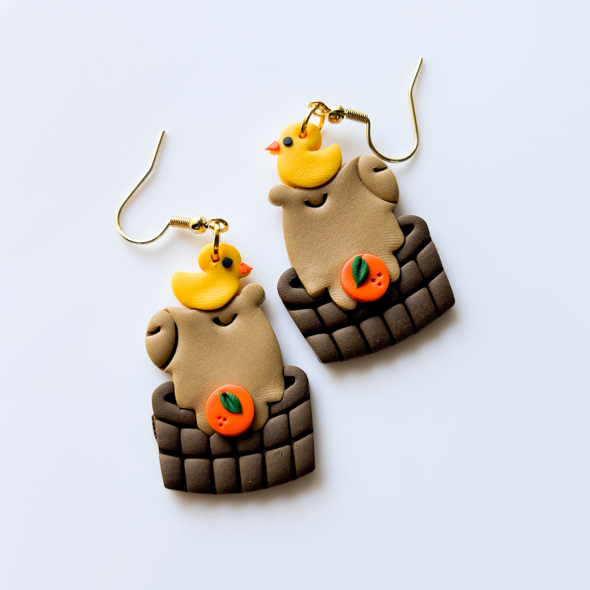 CAPYBARA BATH TIME EARRINGS