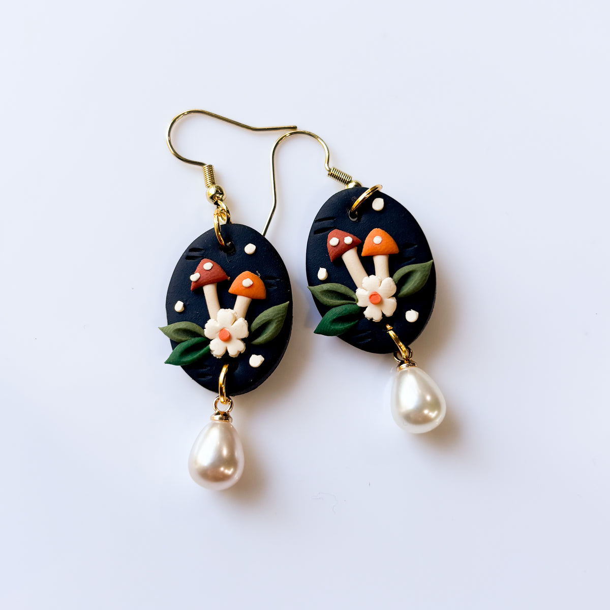 MUSHROOM OVAL EARRINGS