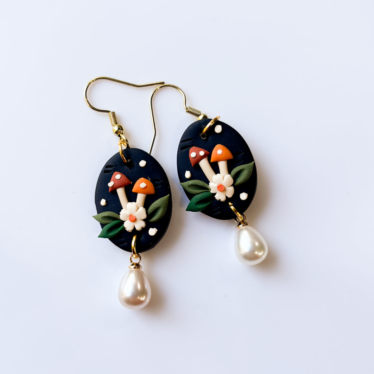 MUSHROOM OVAL EARRINGS