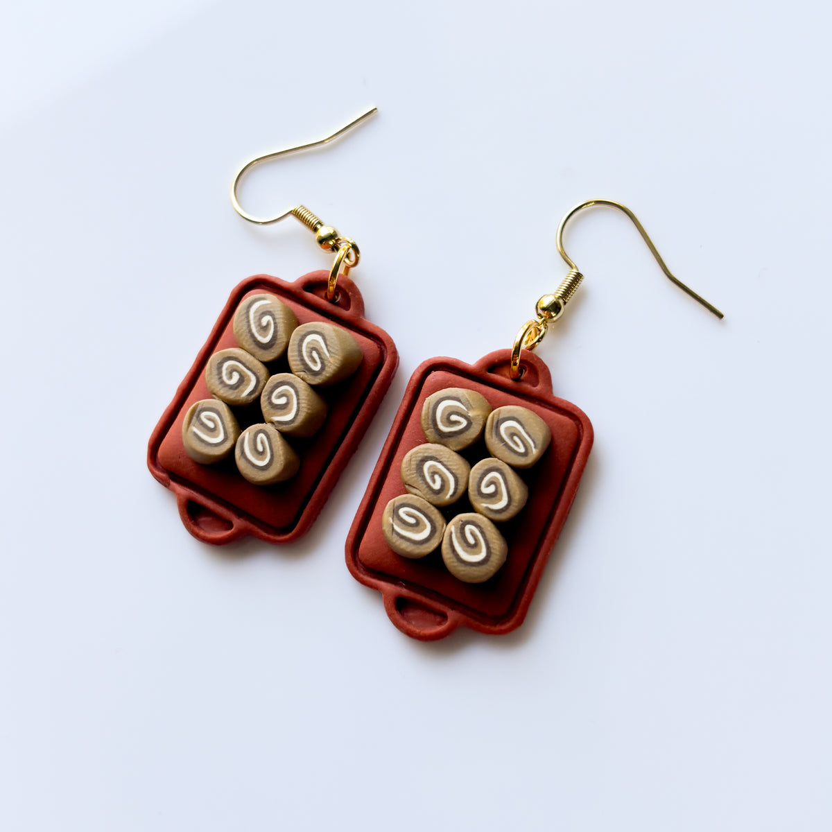 CINNAMON ROLL TRAY EARRINGS