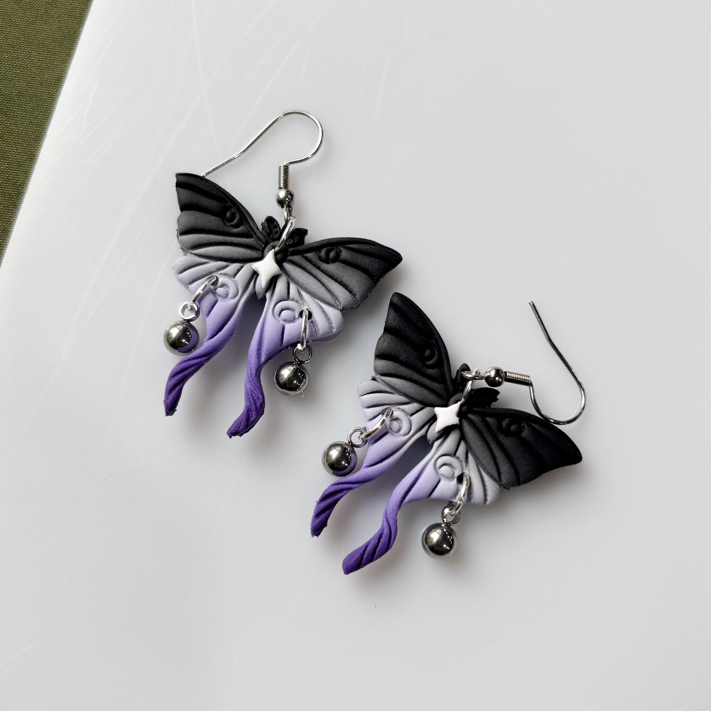 ACE PRIDE EARRINGS