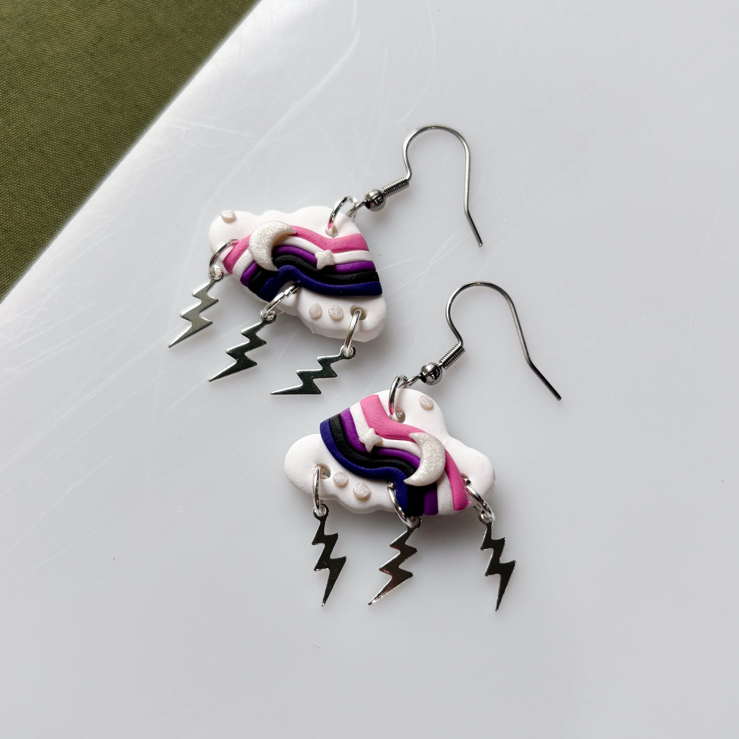 GENDERFLUID PRIDE EARRINGS