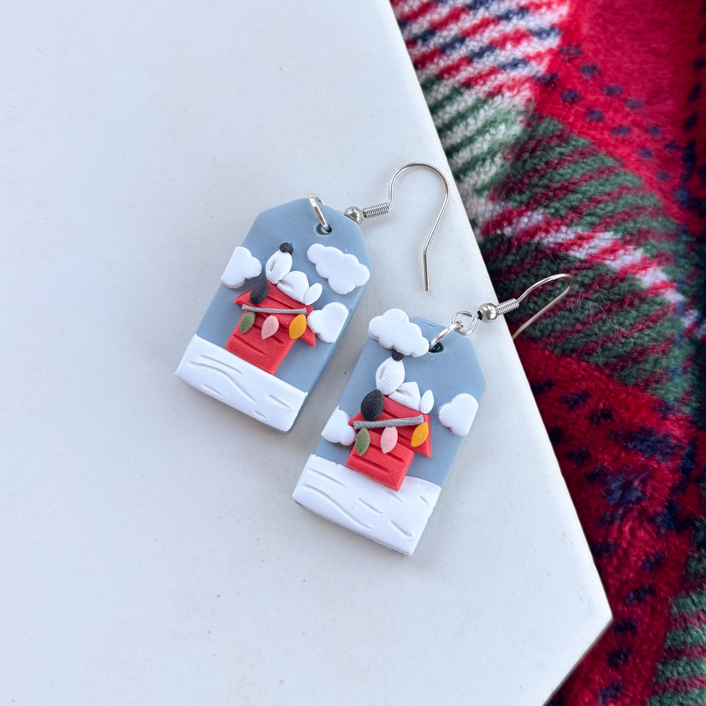 SNOOPY CHRISTMAS EARRINGS