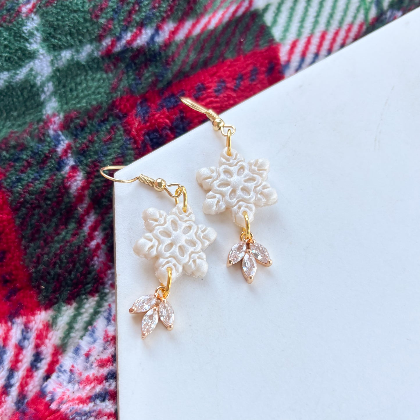 SNOWFLAKE EARRINGS
