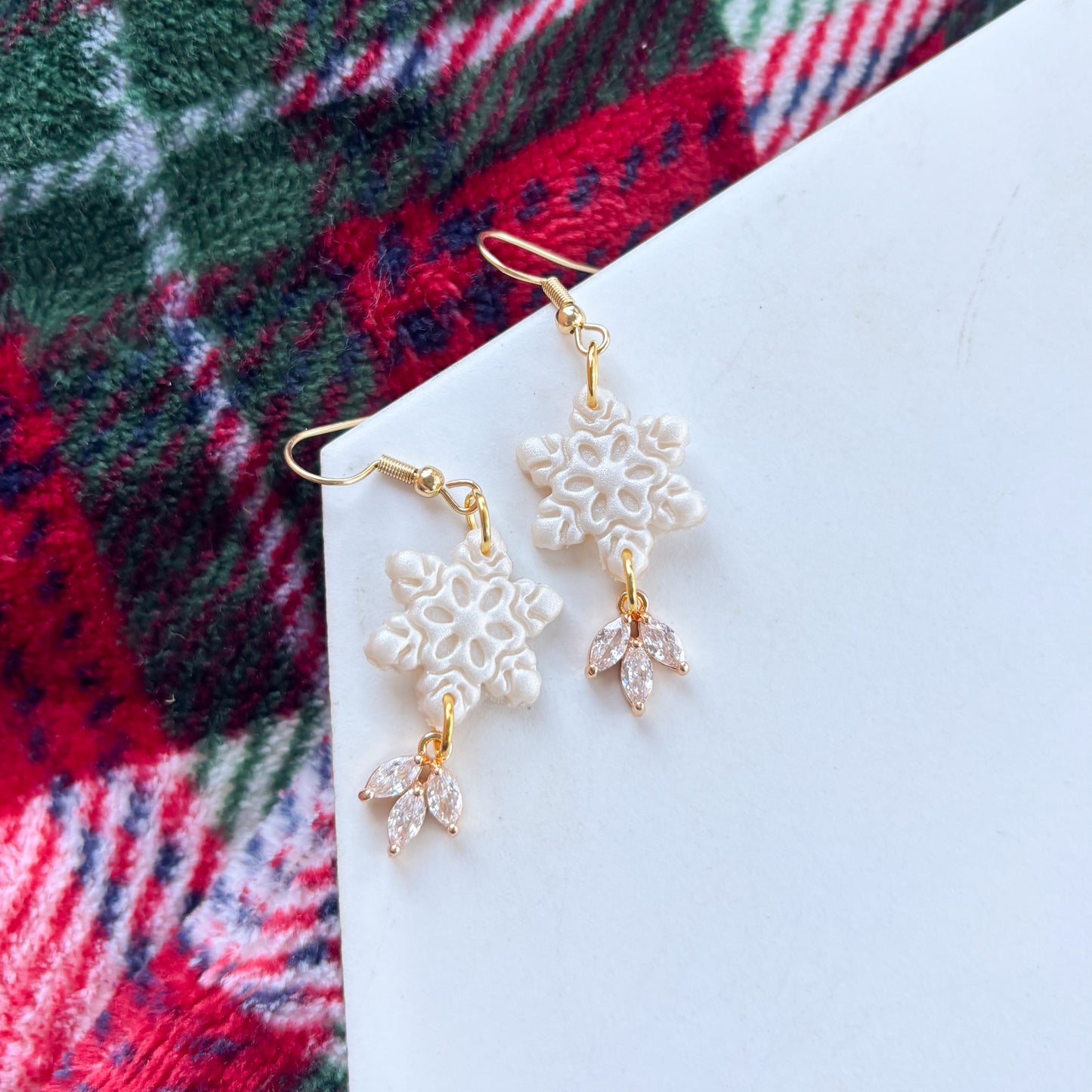 SNOWFLAKE EARRINGS