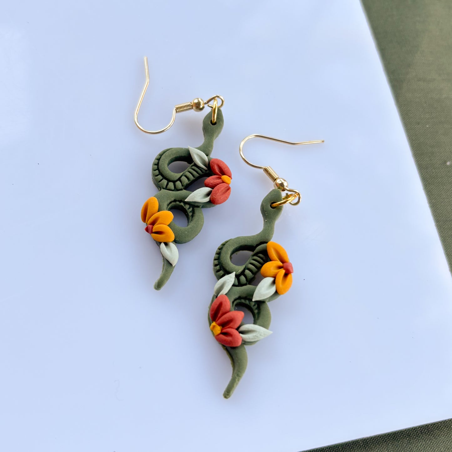 GREEN SNAKE EARRINGS