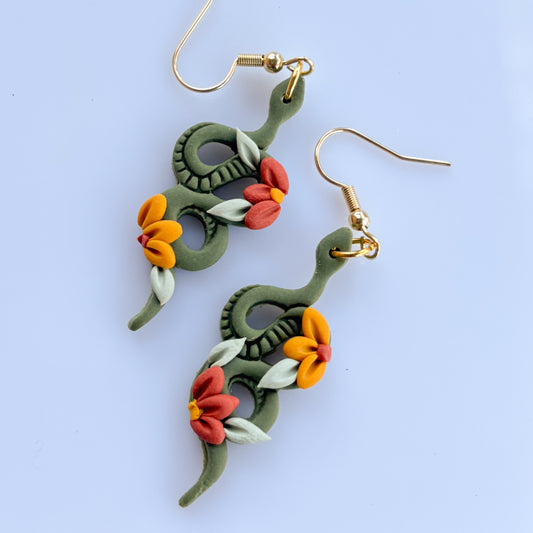 GREEN SNAKE EARRINGS