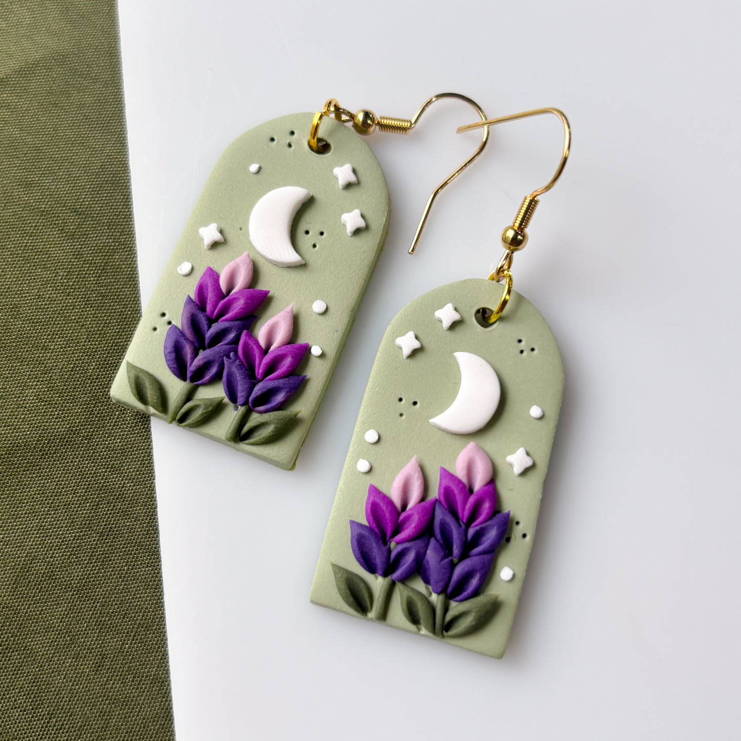 LAVENDER ARCH EARRINGS