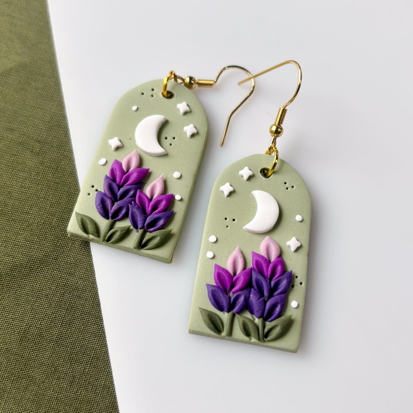 LAVENDER ARCH EARRINGS
