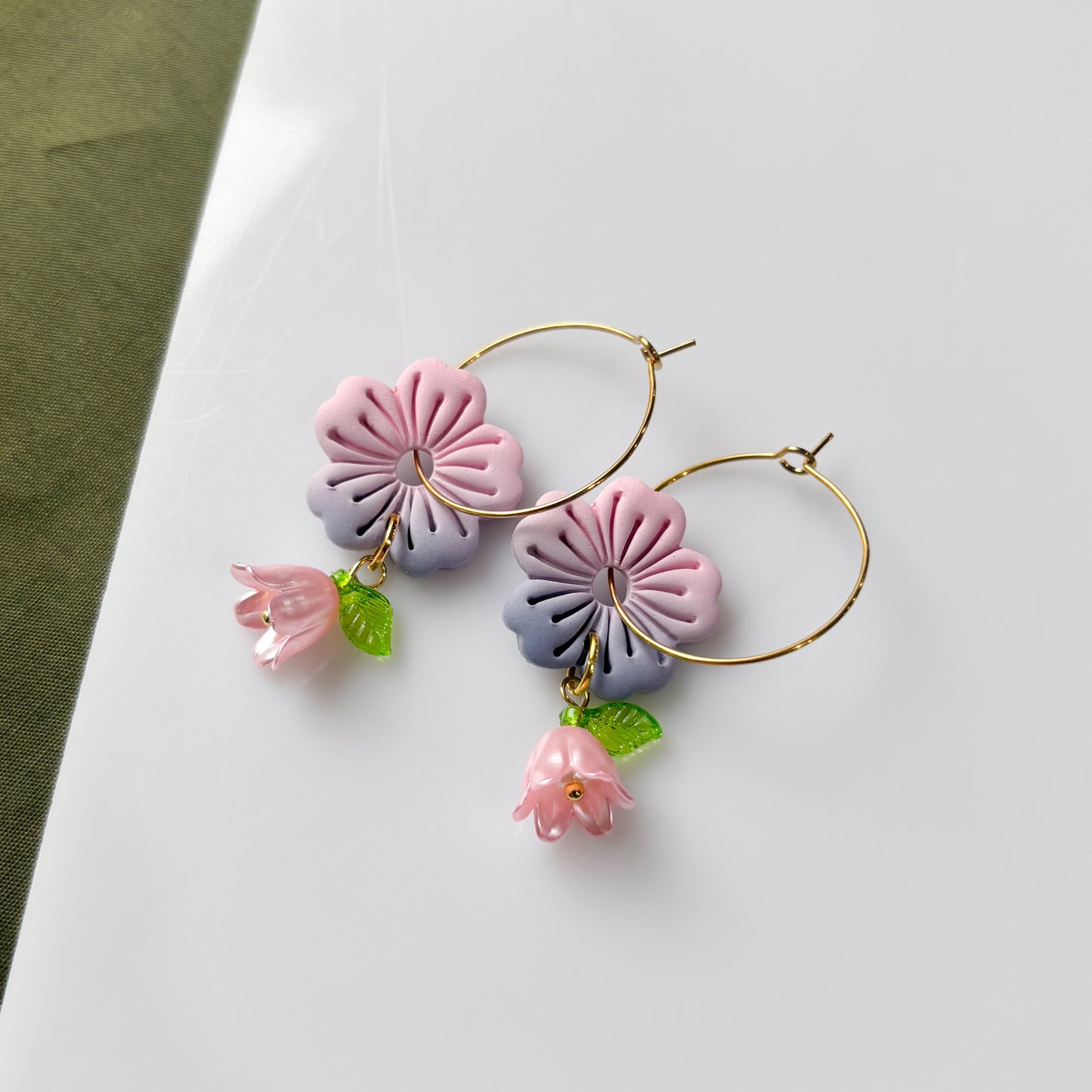 PASTEL FLOWER HOOP EARRINGS