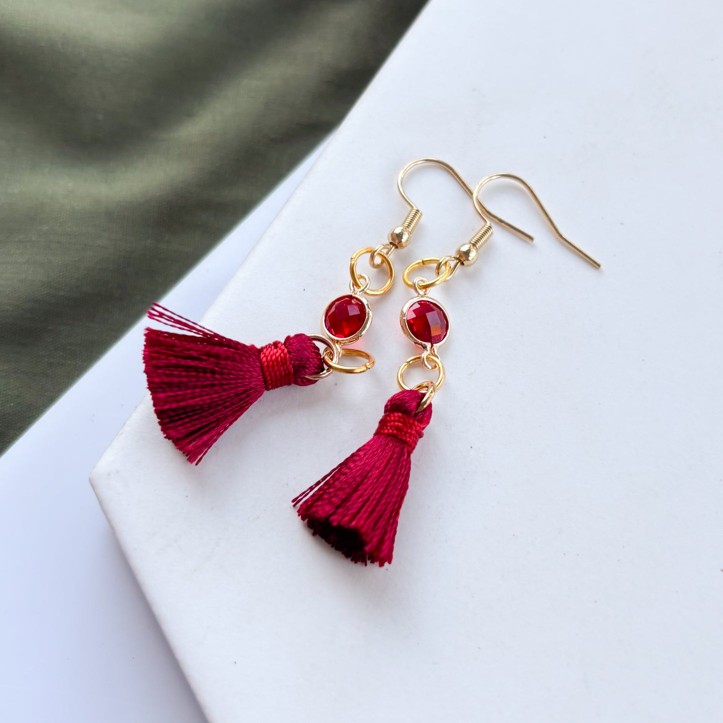 RED TASSEL CHARM EARRINGS