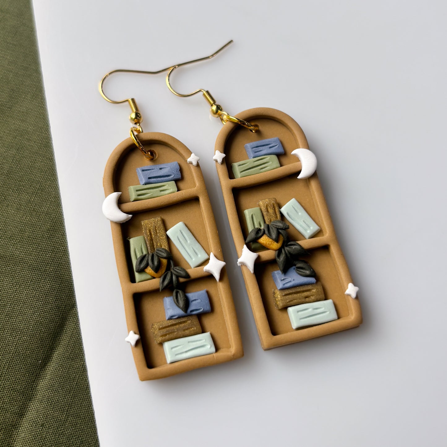 BOOKSHELF EARRINGS