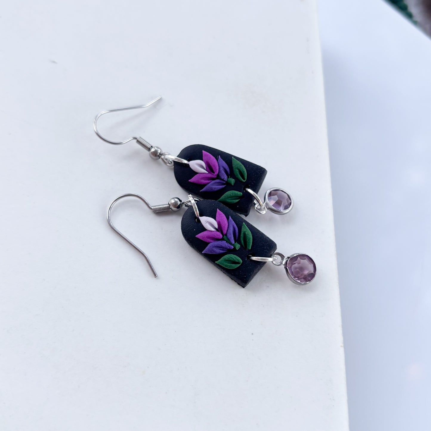 LAVENDER ARCH EARRINGS