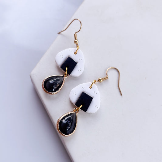 ONIGIRI EARRINGS