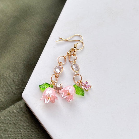 PINK FLOWER CHARM EARRINGS