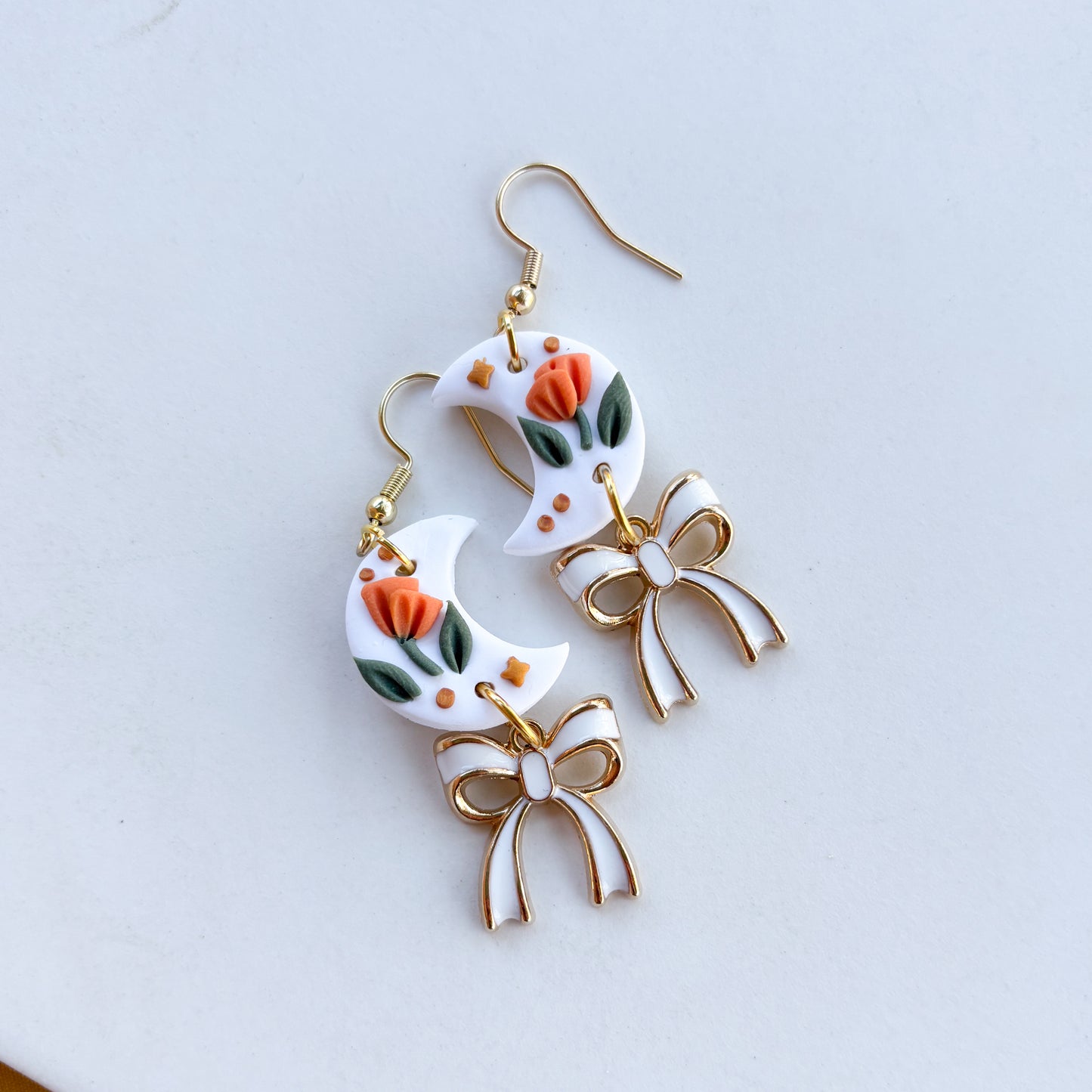 WHITE POPPY MOON EARRINGS (MEDIUM)
