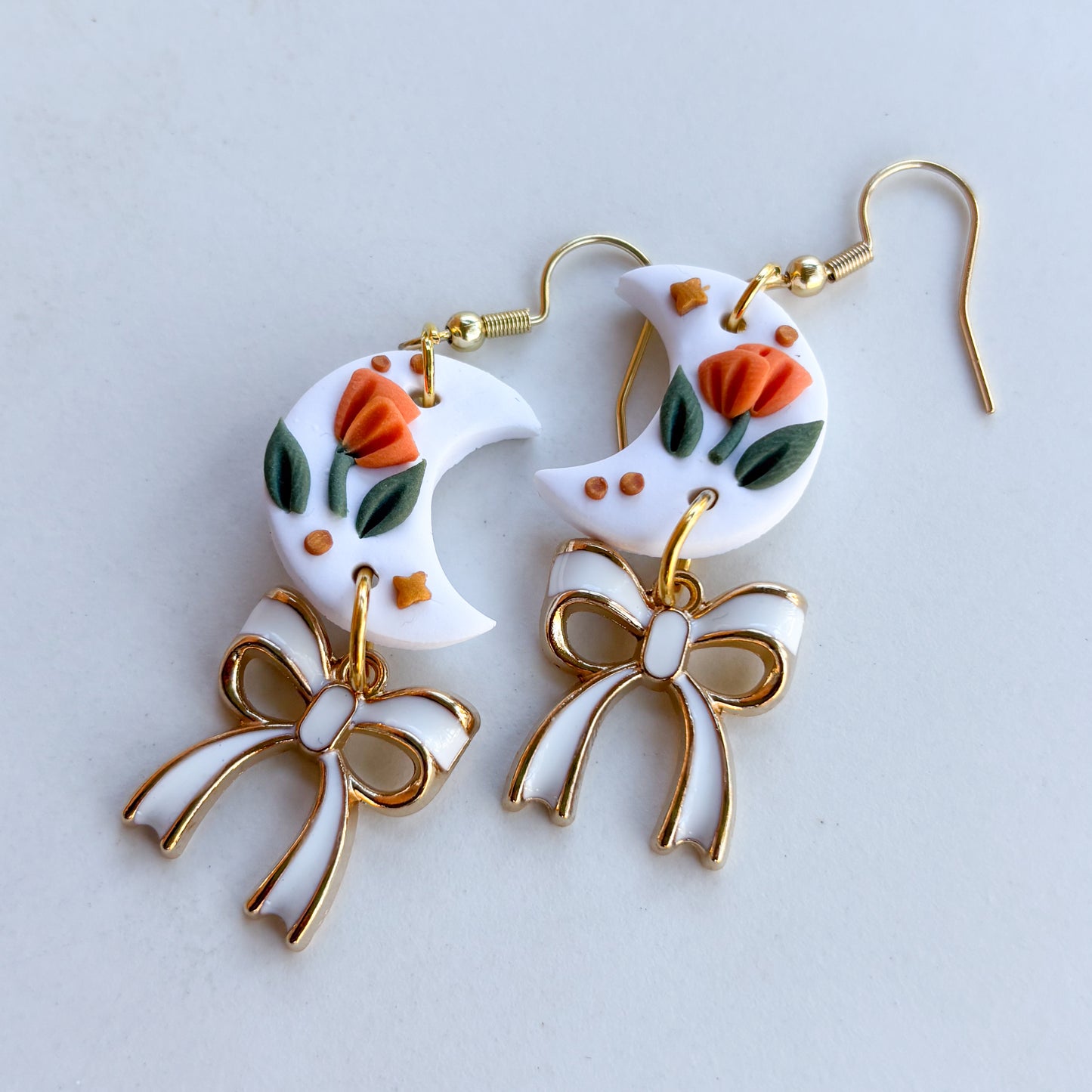 WHITE POPPY MOON EARRINGS (MEDIUM)