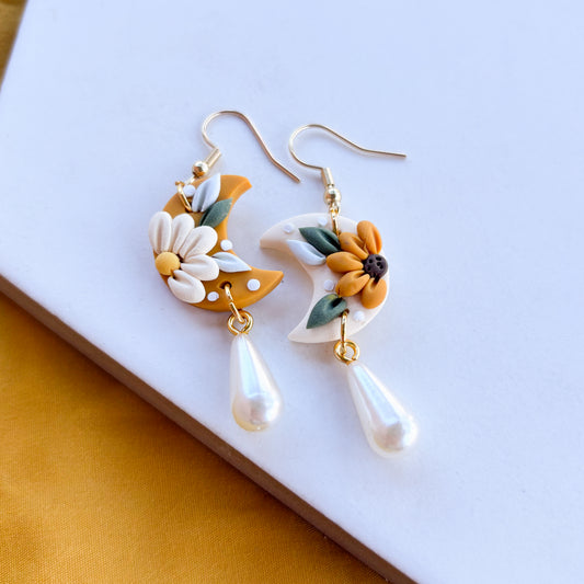 DAISY SUNFLOWER MOON EARRINGS (MEDIUM)