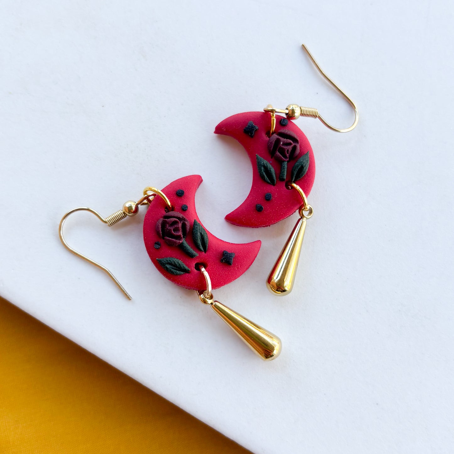 GOTHIC ROSE OMBRE MOON EARRINGS (MEDIUM)