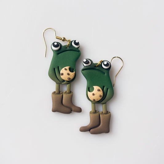 COOKIE AWKWARD FROG EARRINGS