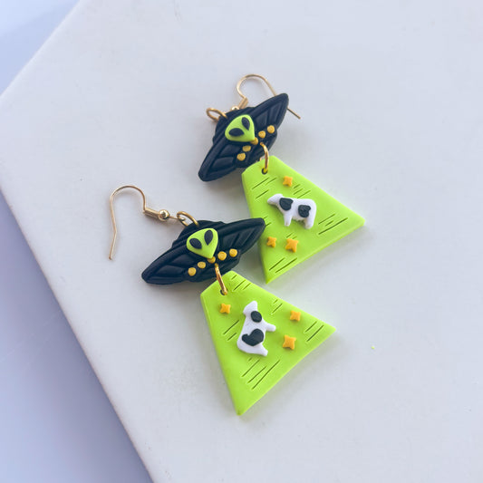 GREEN ALIEN UFO EARRINGS