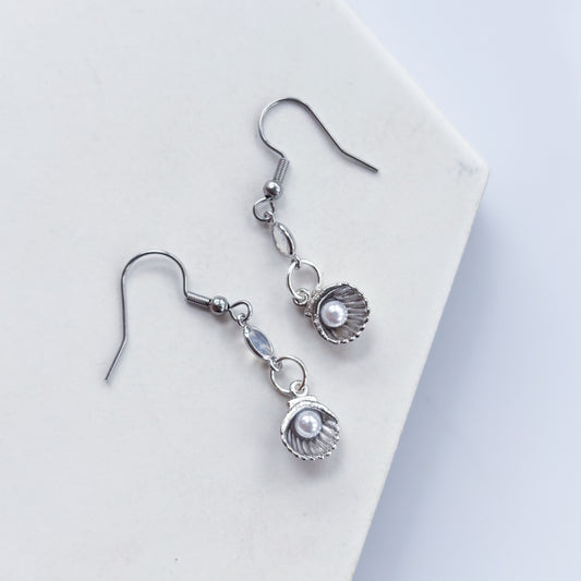 SILVER SEASHELL CHARM EARRINGS