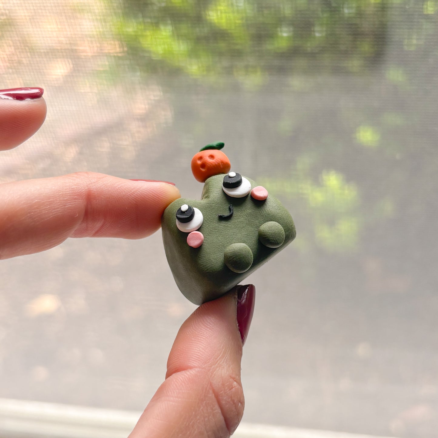 FROG FIDGET WITH SPINNY ORANGE