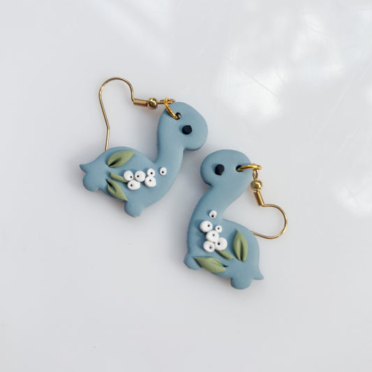 BLUE BABYS BREATH DINO EARRINGS (BRONTO)