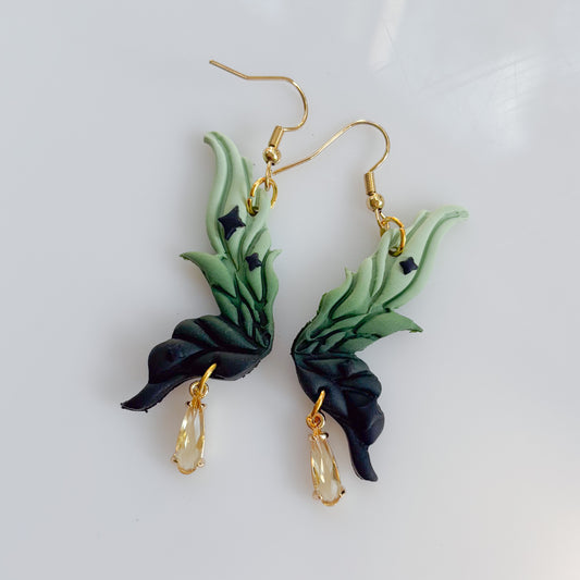 GOBLIN GREEN FAIRY WING EARRINGS (GREEN/BLACK)